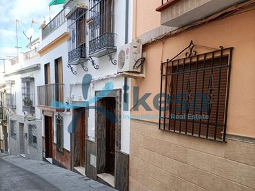 Haus zum Verkauf in Doña Mencía