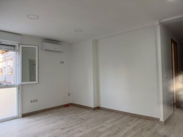Piso con ascensor en venta en Calle MARIA MONTESSORI PEDAGOGA