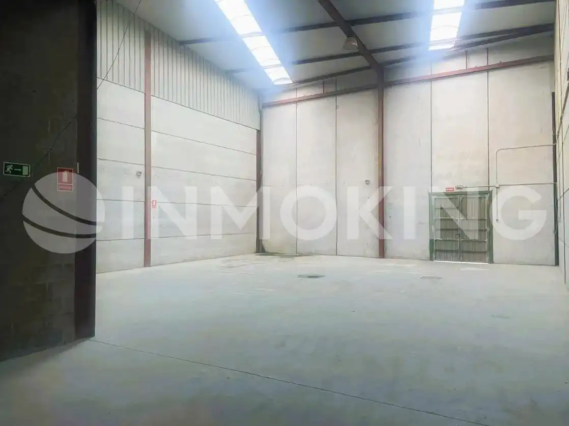 Nau industrial en venda en Yuncler
