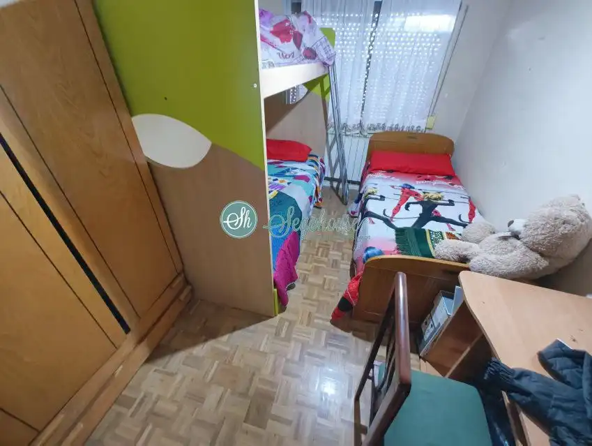 Habitación de Piso en venta en Segovia con Calefacción, Parquet y Trastero