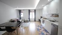 Wohnzimmer von Wohnung zum verkauf in  Barcelona Capital mit Klimaanlage und Balkon