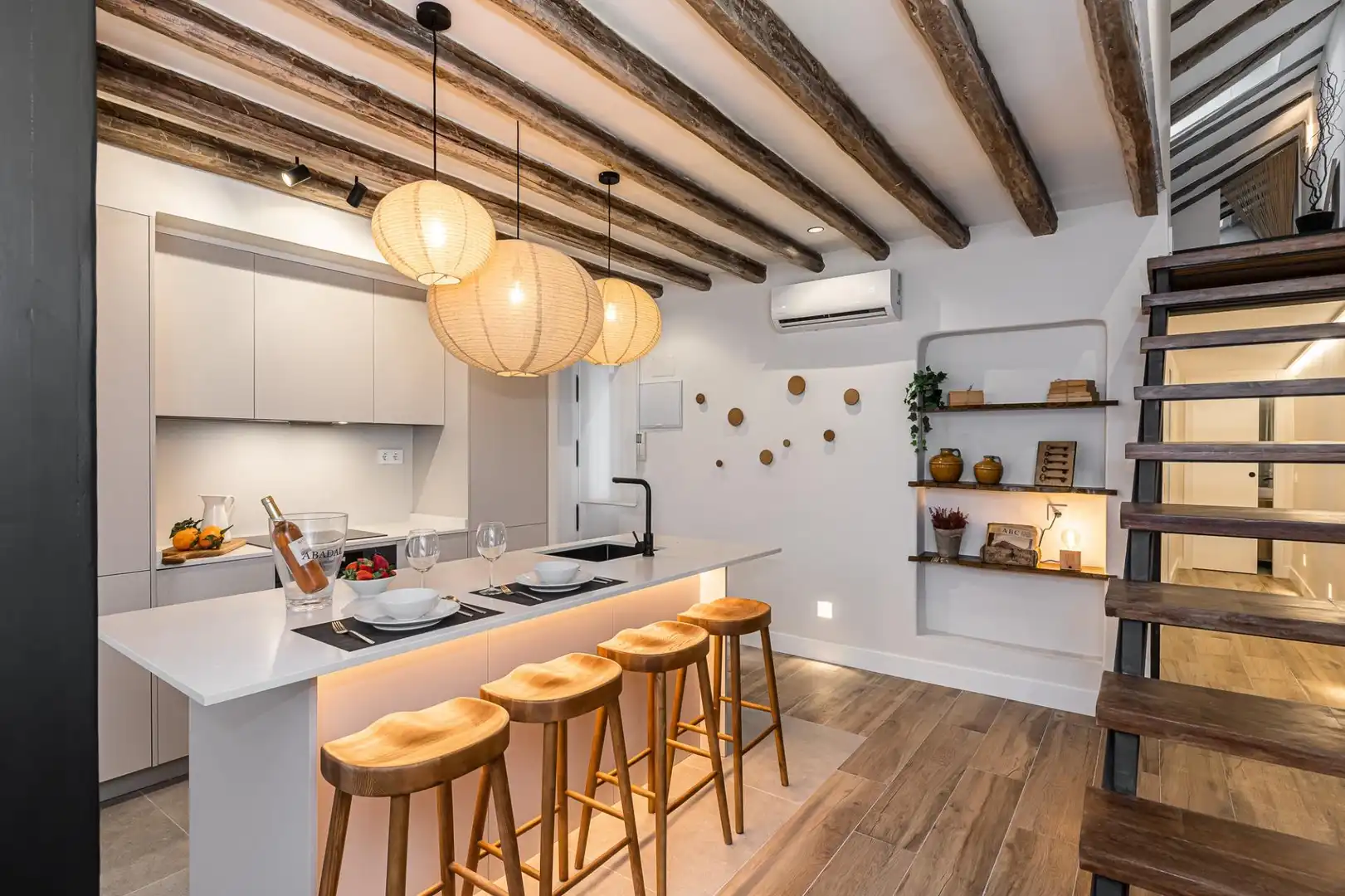 Küche von Maisonette zur Miete in  Madrid Capital mit Klimaanlage, Heizung und Möbliert