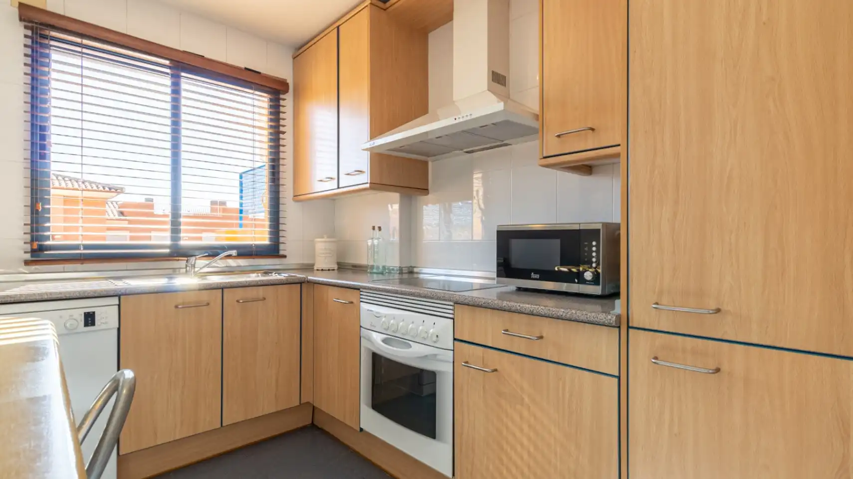 Kitchen of Attic for sale in Dénia  with Air Conditioner, Heating and Private garden
