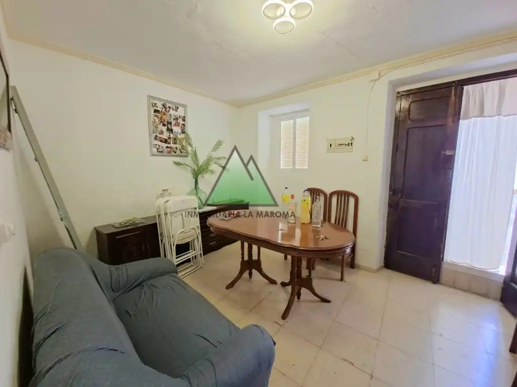 Casa con terraza en venta en Calle Licenciado Pedro De Tapia, imagen 2