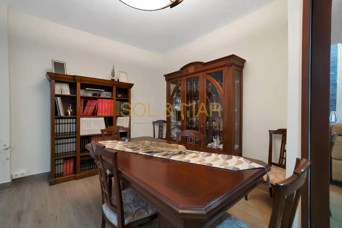 Adossat amb piscina en venda a Eugenia de Montijo, imagen 67