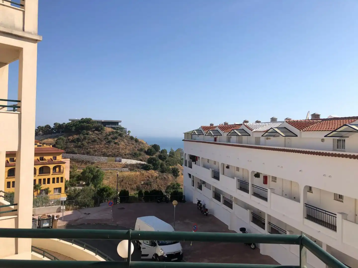 Vista exterior de Piso en venta en Benalmádena con Calefacción y Terraza
