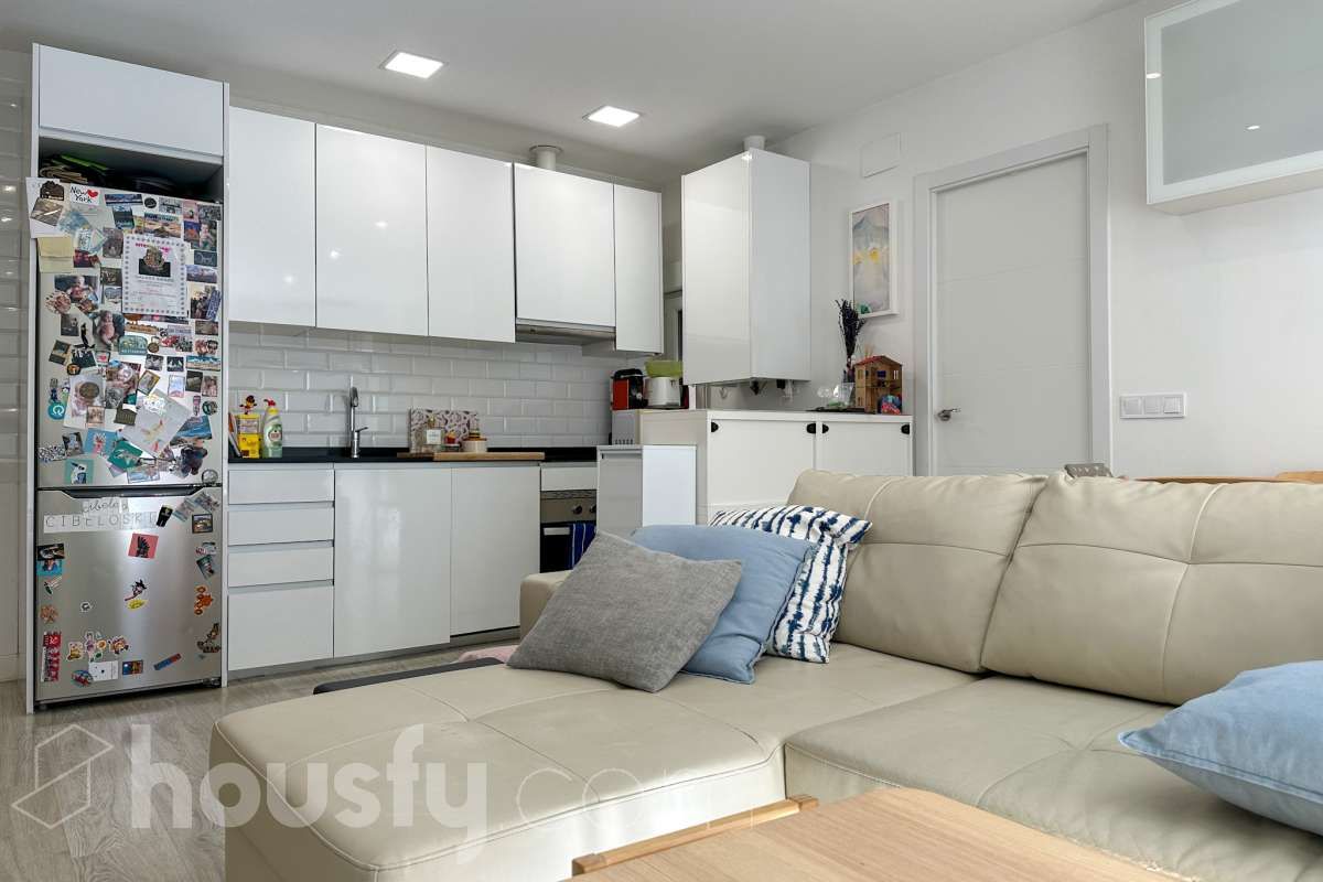 Kitchen of Flat for sale in  Madrid Capital  with Air Conditioner, Heating and Terrace