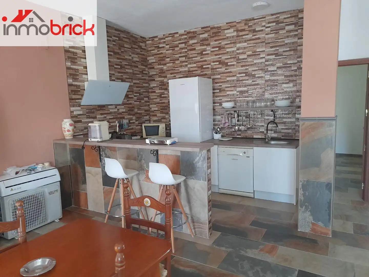 Kitchen of Houses for rent in Lucena