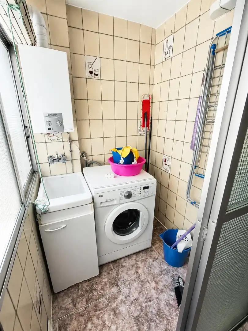 Baño de Piso en venta en Córdoba con Aire acondicionado, Horno y Lavadora