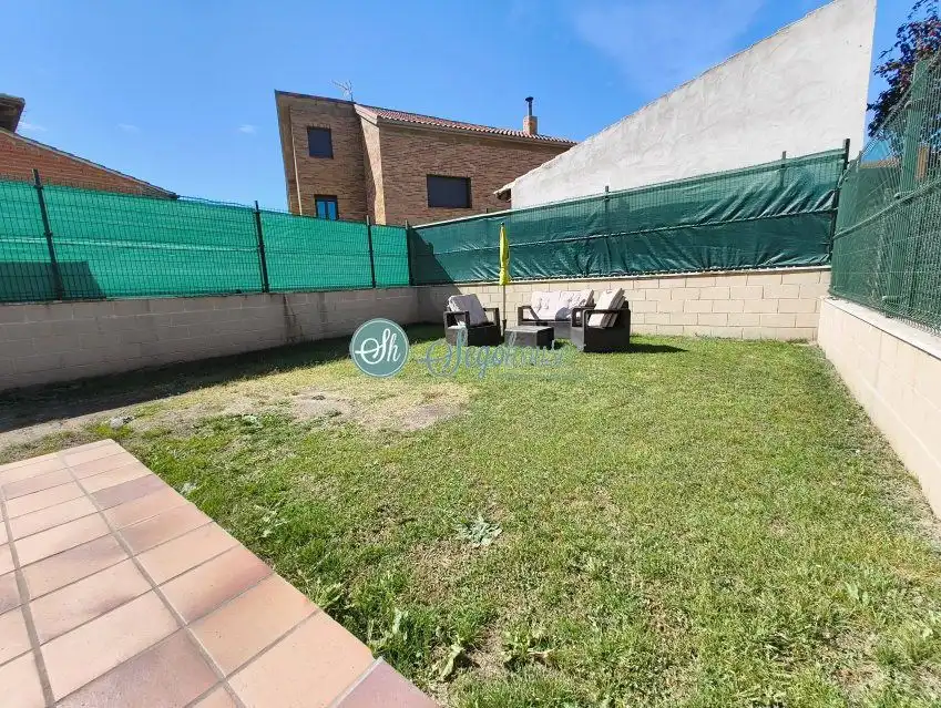 Jardín de Casa o chalet en venta en Segovia con Calefacción y Trastero