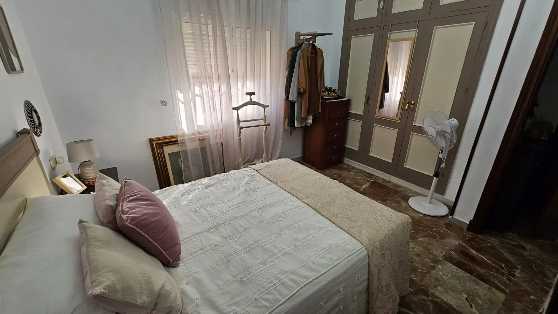 Dormitori de Casa o xalet en venda en Jerez de la Frontera amb Jardí privat i Traster