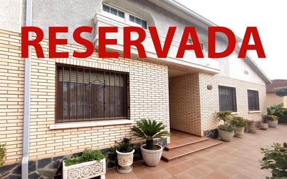 Casa o xalet en venda a Avinguda U, Santa Perpètua de Mogoda