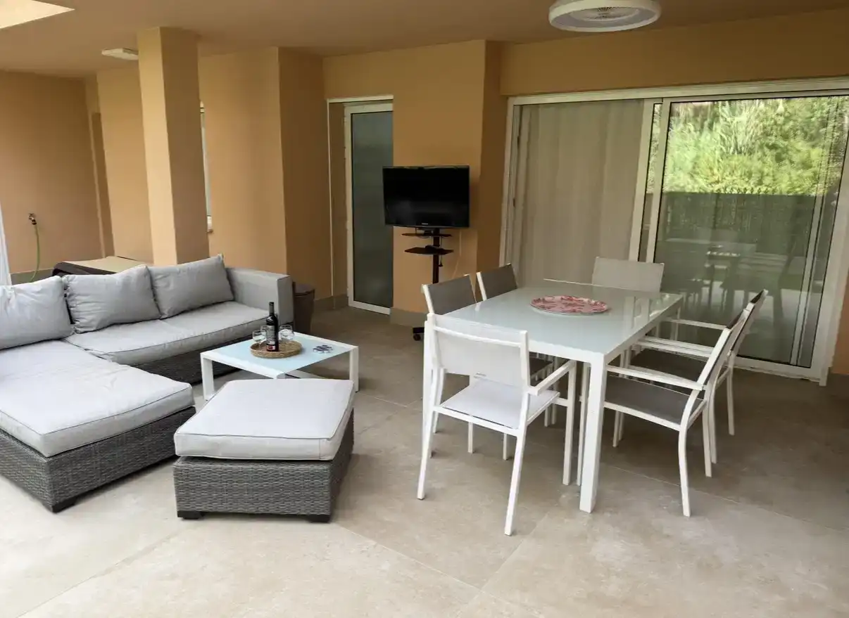 Terraza de Piso en venta en Marbella con Aire acondicionado, Piscina y Balcón