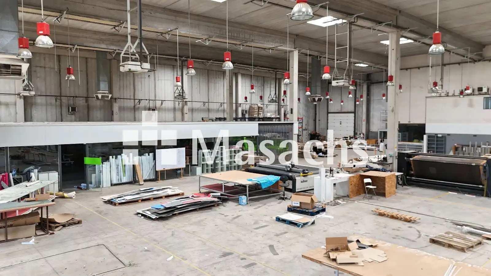 Nau industrial en venda en Manresa