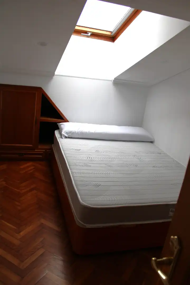 Habitación de Piso en venta en Santander con Amueblado