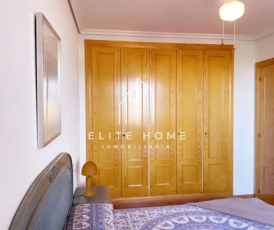 Dormitori de Apartament de lloguer en Castellón de la Plana / Castelló de la Plana amb Aire condicionat, Calefacció i Jardí privat