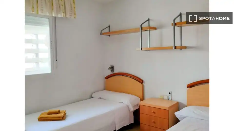 Zimmer in Playa Poniente