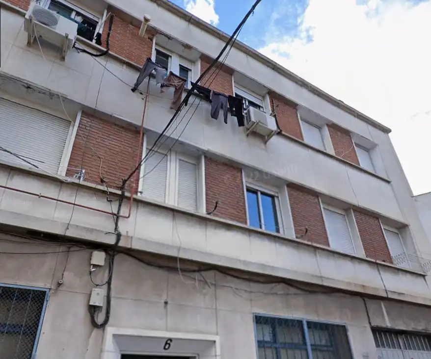 Vista exterior de Piso en venta en Madrid con Calefacción