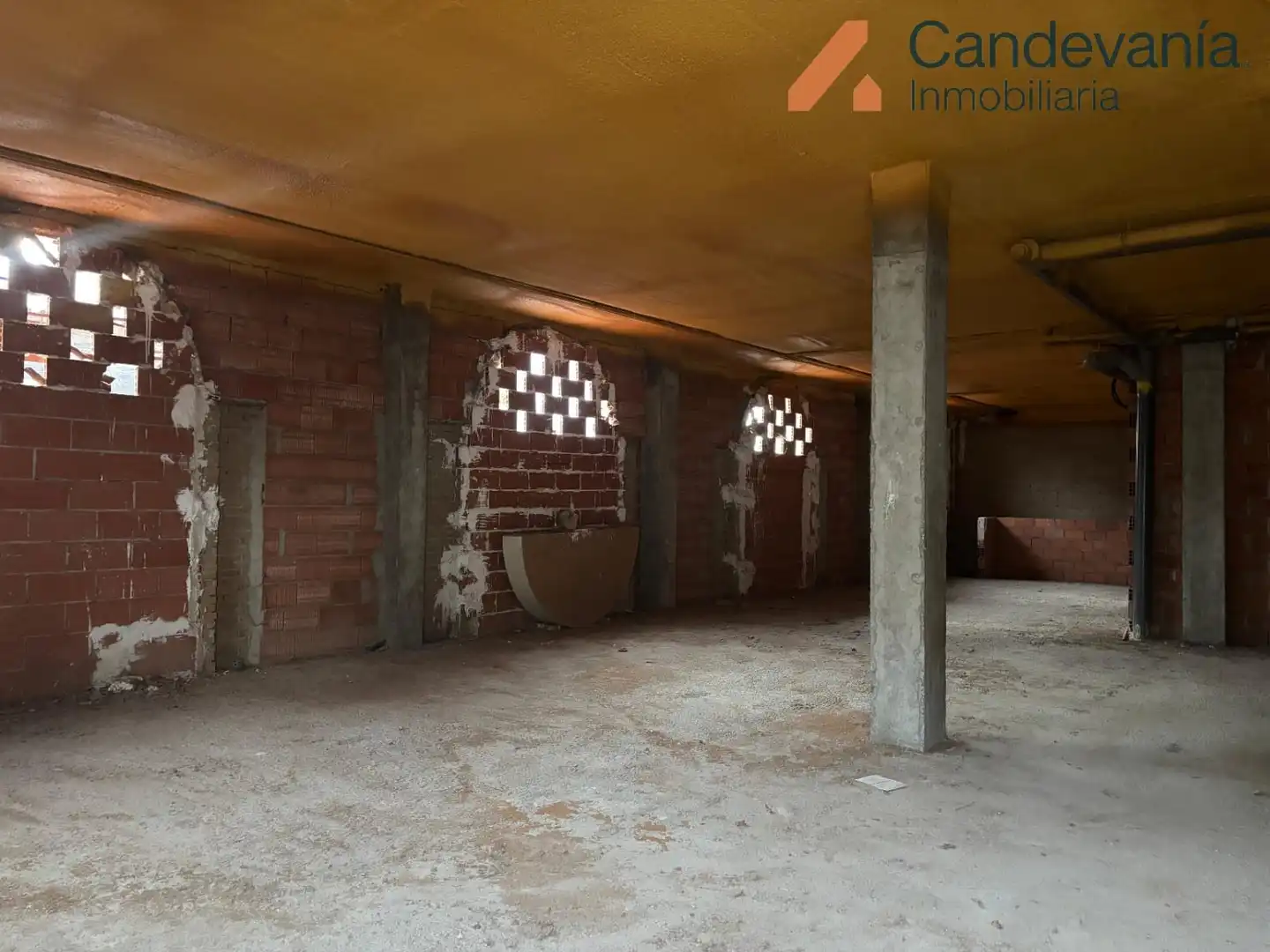 Gewerbefläche zum Verkauf in Calle Zaragoza 5, imagen 2