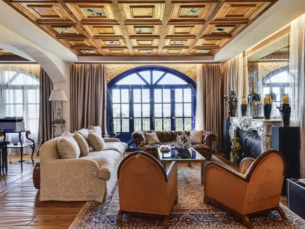 Sala de estar de Casa o chalet en venta en Castell d'Aro, Platja d'Aro i s'Agaró con Aire acondicionado, Calefacción y Jardín privado