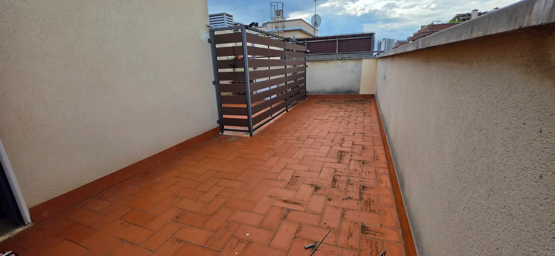 Flat with terrace for sale in Carrer de Maria Auxiliadora, imagen 3