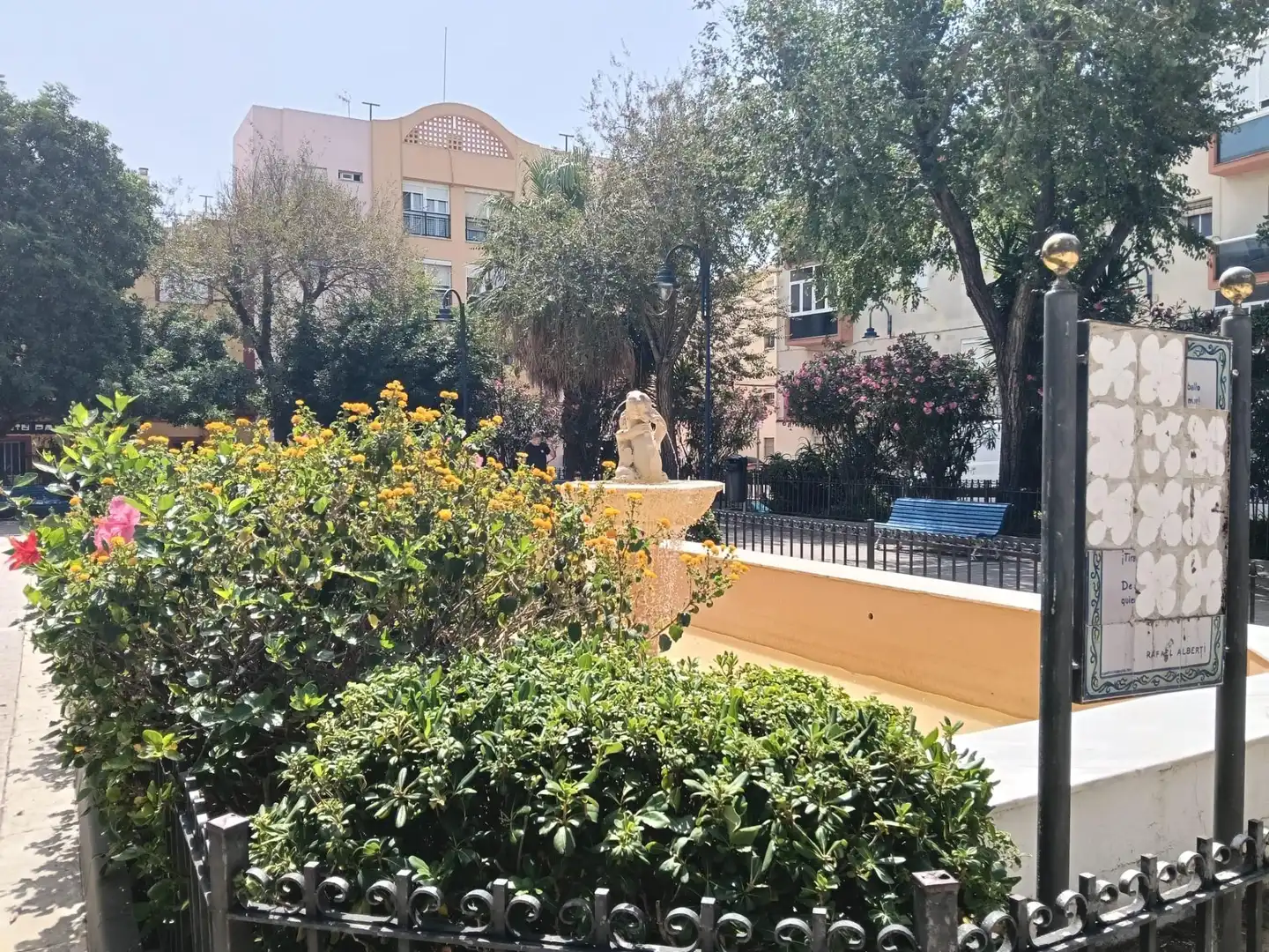 Vista exterior de Piso en venta en Cádiz