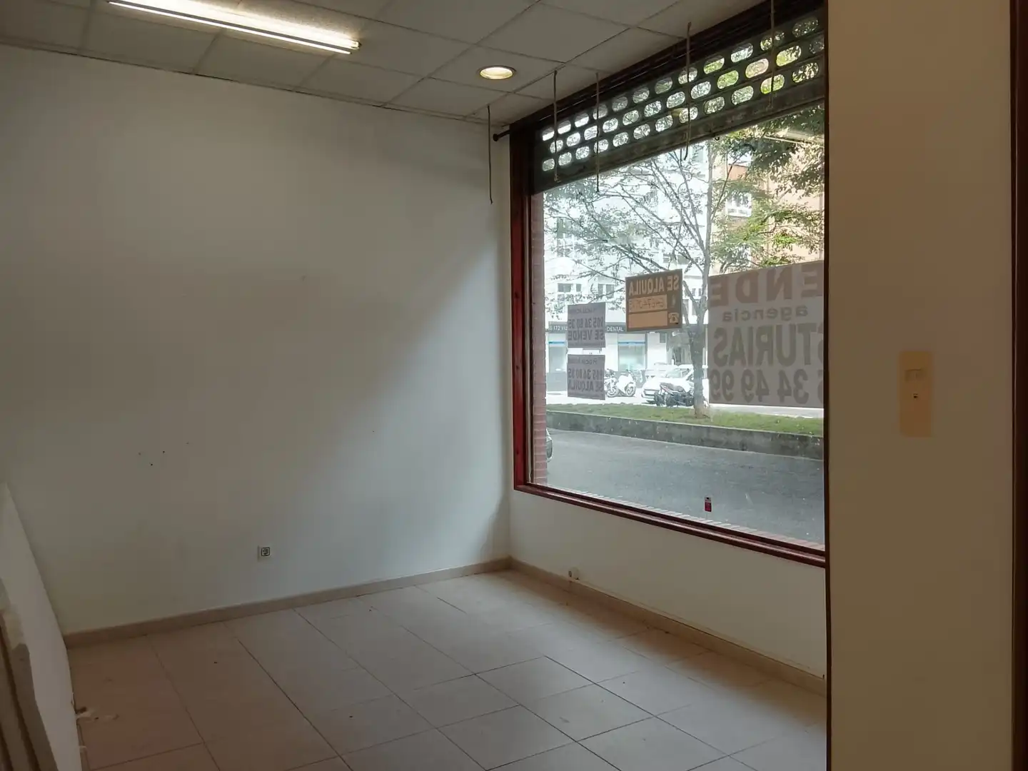 Business premises for sale in Calle Juanín de Mieres, imagen 3