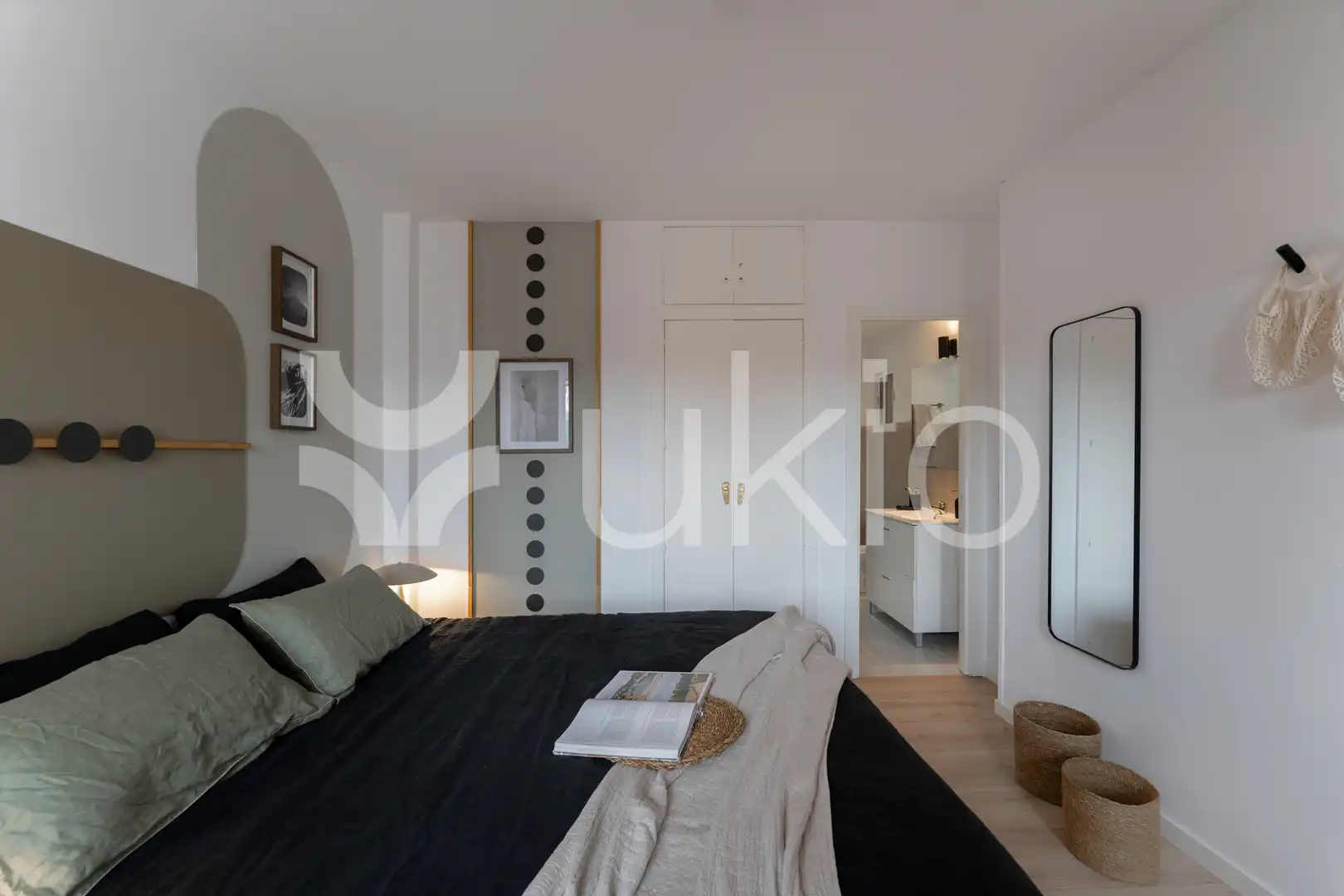 Habitación de Apartamento de alquiler en Madrid con Aire acondicionado, Calefacción y Amueblado