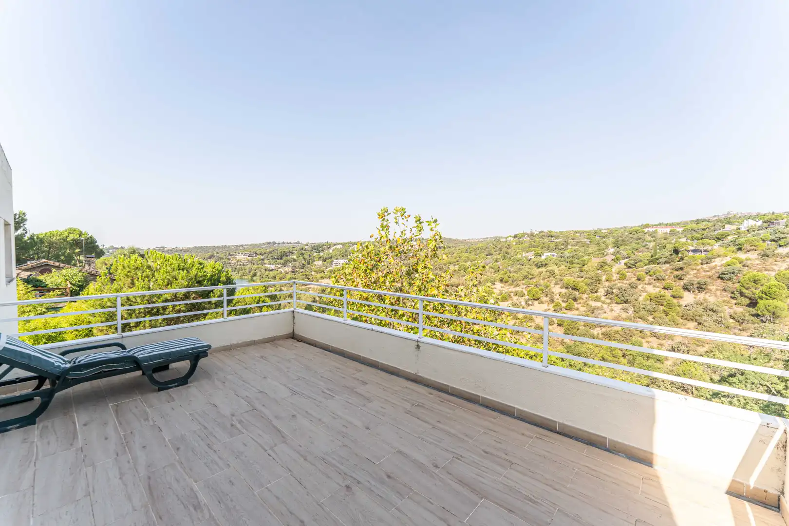 Terrassa de Casa o xalet en venda en Torrelodones amb Calefacció, Jardí privat i Parquet