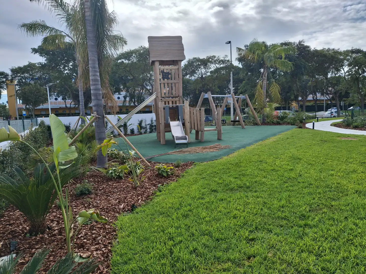 Vista exterior de Planta baja en venta en Chipiona con Aire acondicionado, Calefacción y Jardín privado