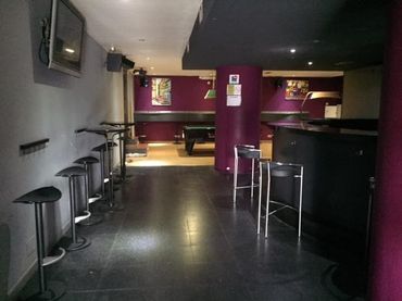 Local comercial de lloguer a Rúa Roi Xordo