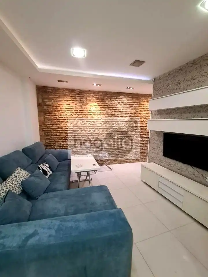Living room of Flat for rent in  Sevilla Capital  with Air Conditioner and Furnished