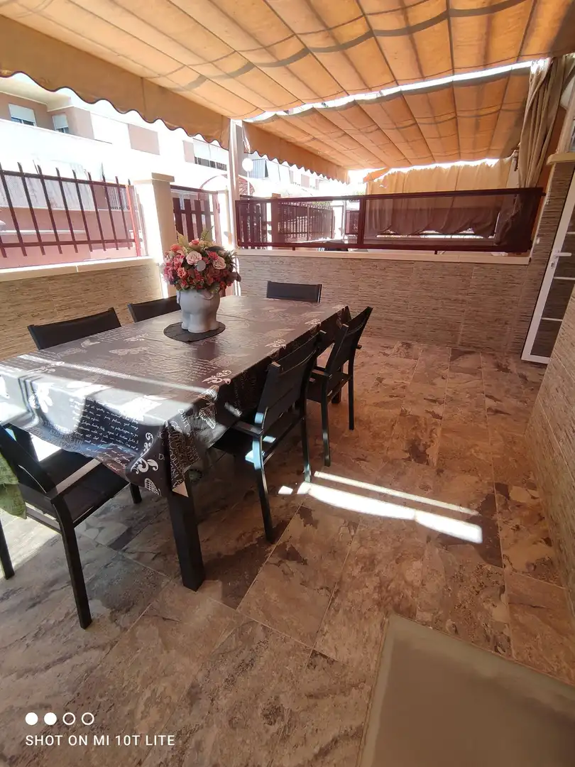 Reihenhaus mit Pool zum Verkauf in Elche ciudad, imagen 2