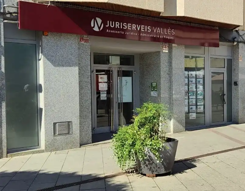Local comercial de lloguer a riera, imagen 7