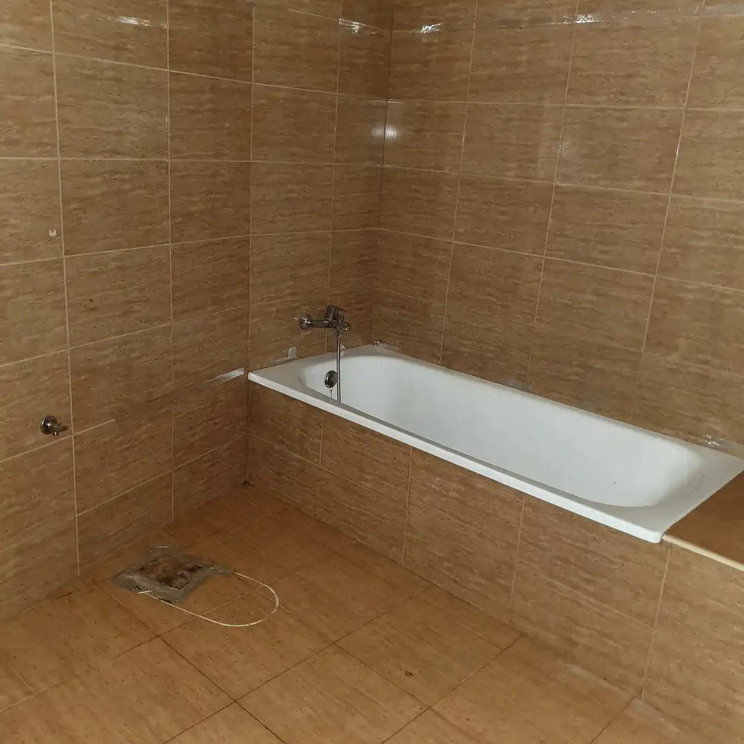 Piso en venta en C/ Aries, Carretera de Roses - Fossos