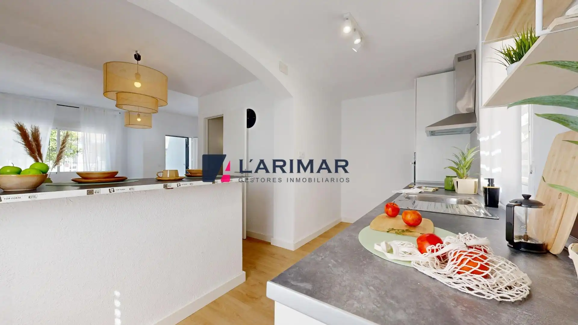 Cocina de Casa adosada en venta en Orihuela con Jardín privado, Terraza y Piscina comunitaria