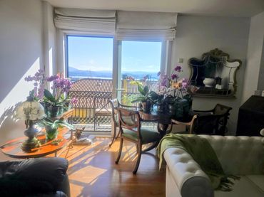 Piso con balcón en venta en Avenida do Porto 25