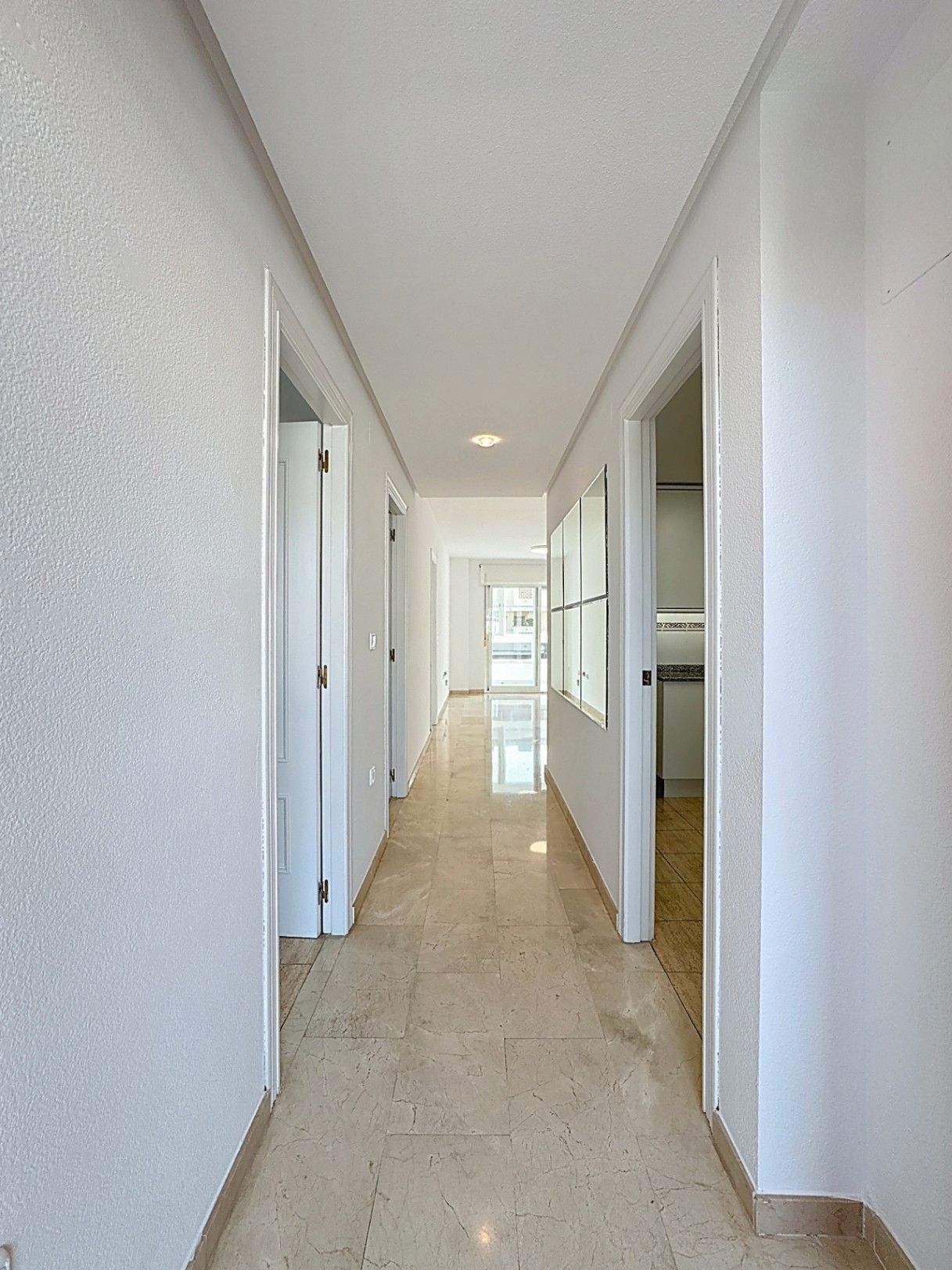 Flat for sale in L'Alfàs del Pi  with Air Conditioner, Private garden and Terrace