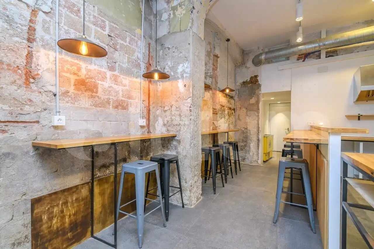 Local comercial en venda a Carrer JOSEP ANSELM CLAVE, imagen 8