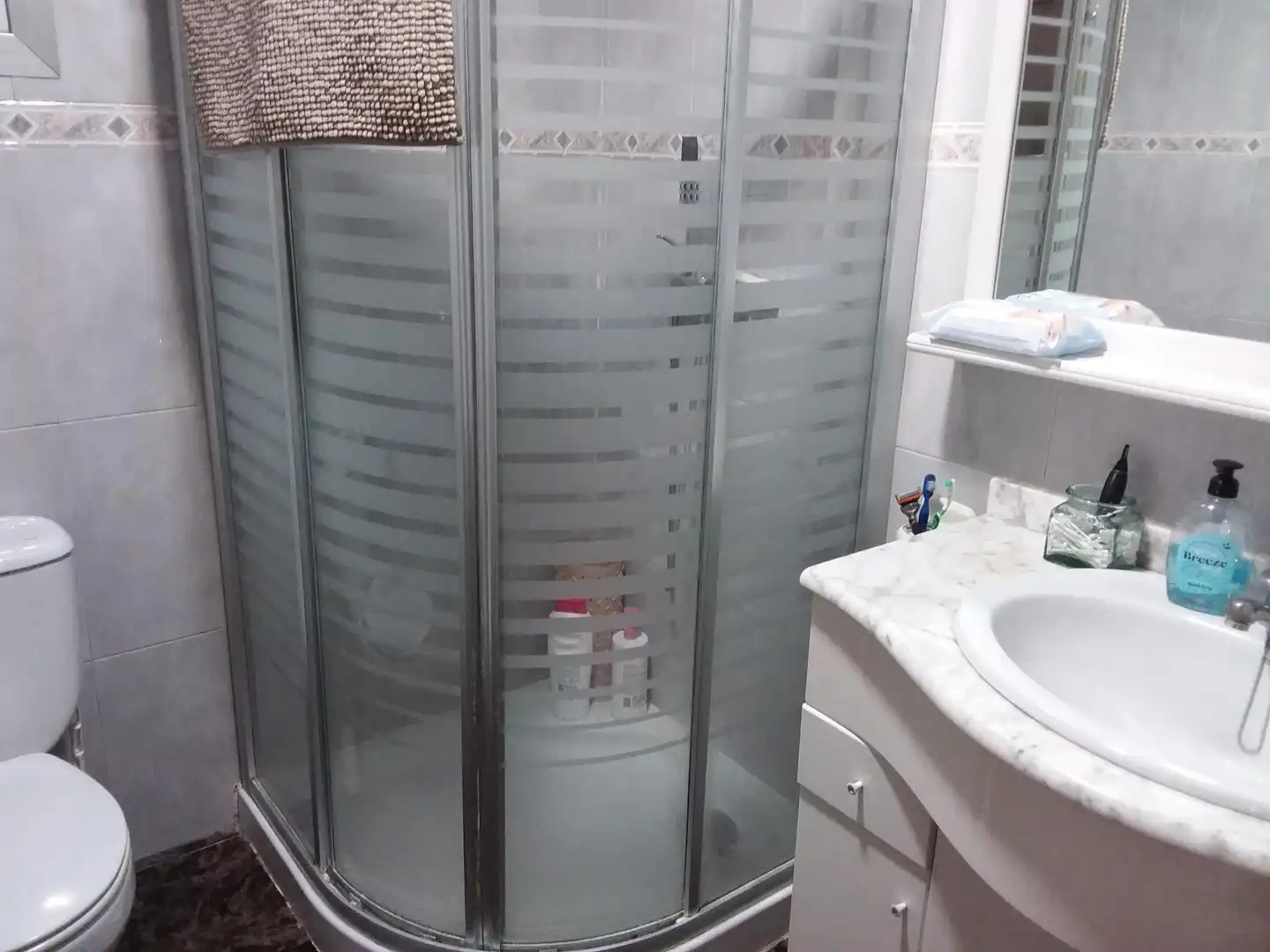 Badezimmer von Wohnung zum Verkauf in Elche / Elx