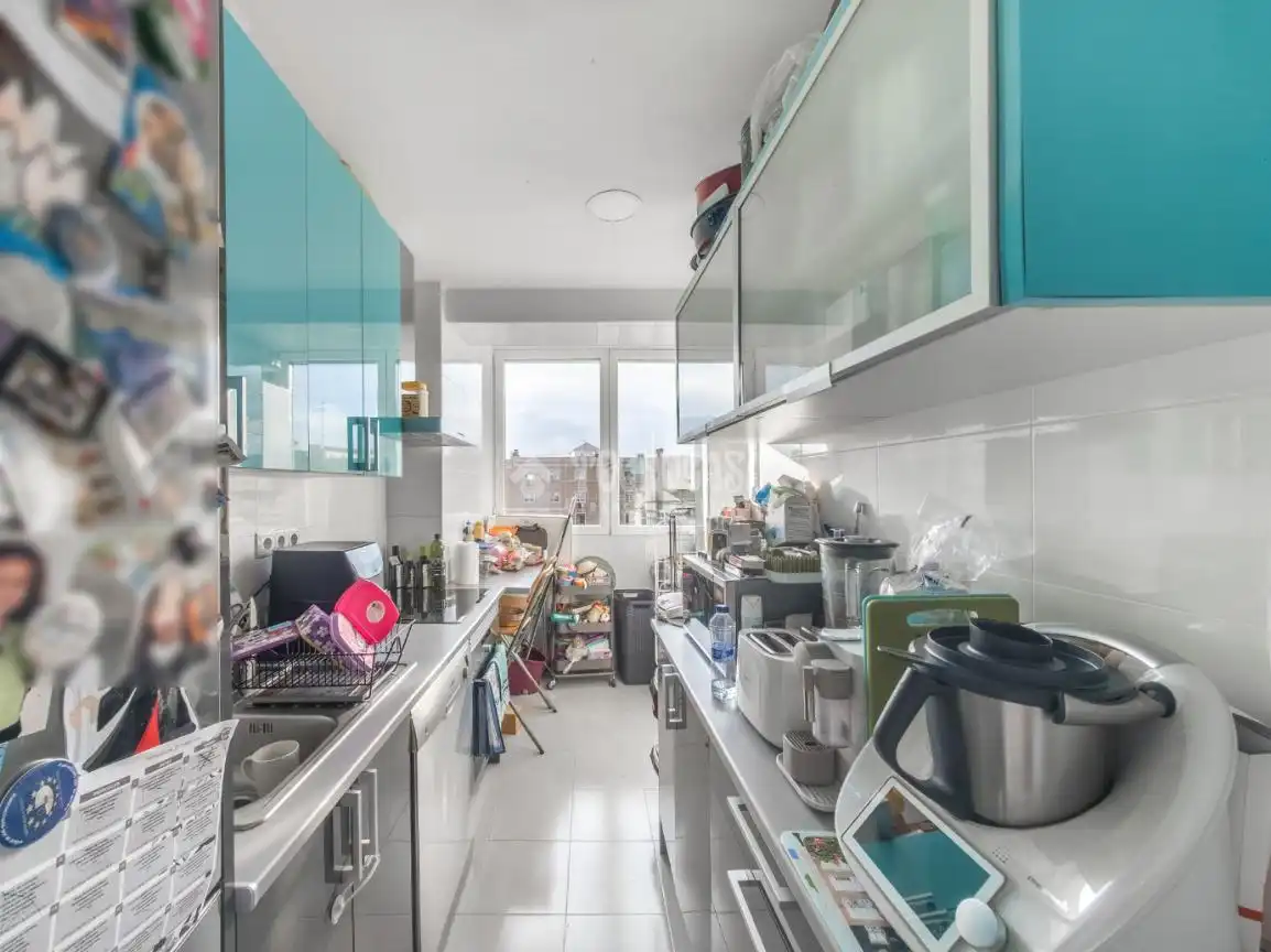 Kitchen of Flat for sale in Madrid  with Air Conditioner and Heating