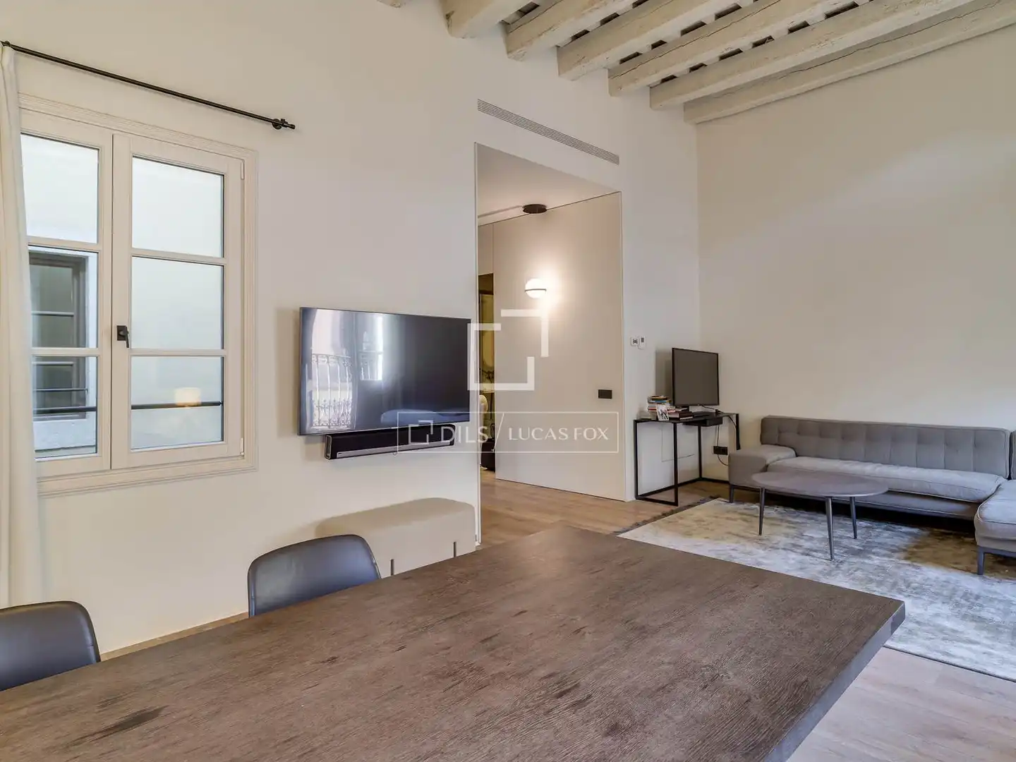 Exterior view of Flat for sale in Barcelona  with Air Conditioner, Heating and Furnished
