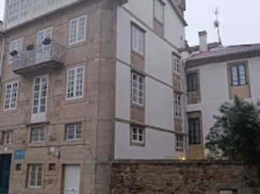 Haus zur Miete in Rúa das Orfas