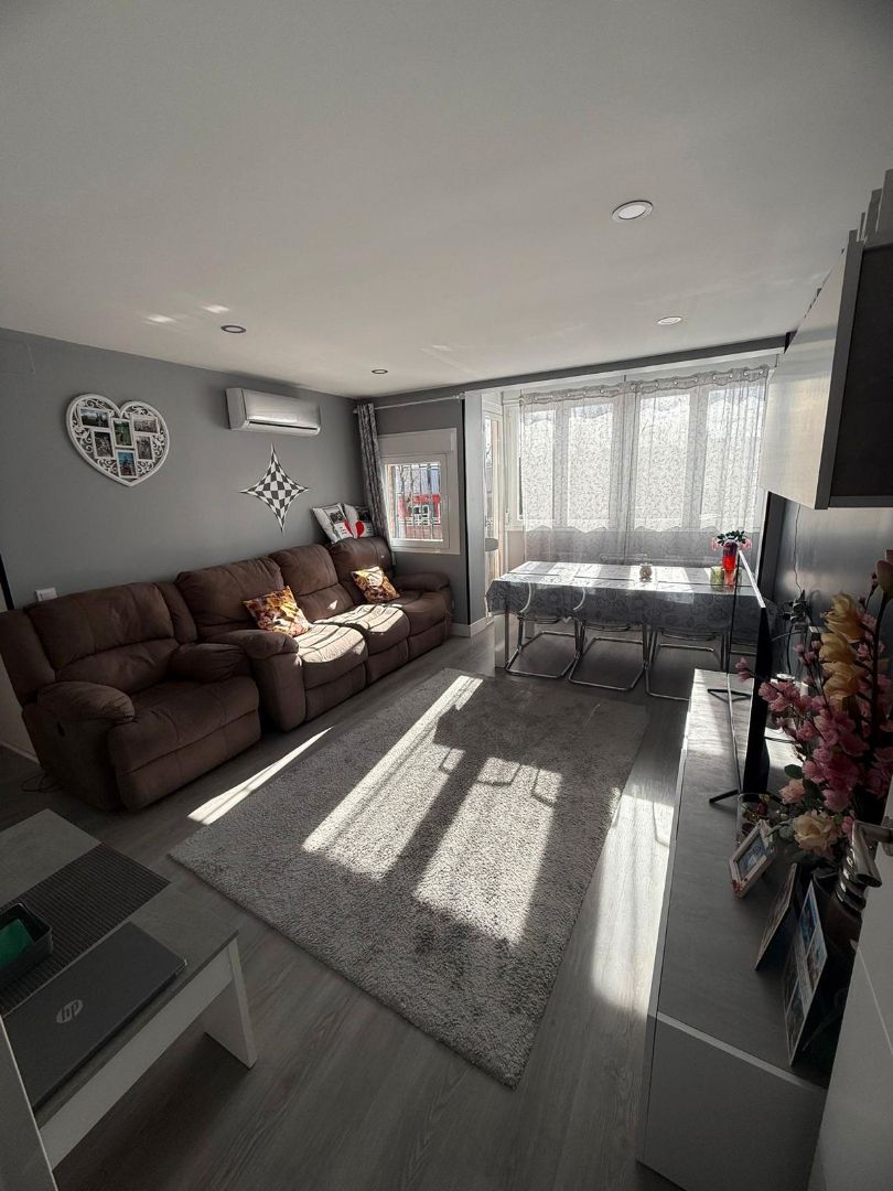 Living room of Flat for sale in San Martín de la Vega  with Air Conditioner, Heating and Terrace