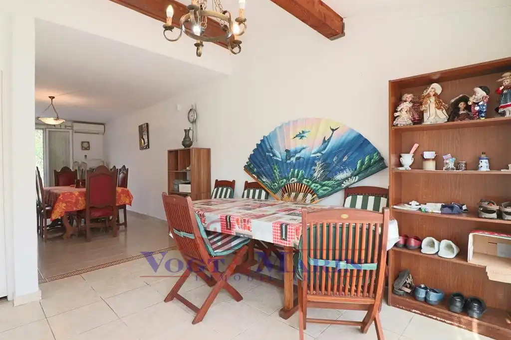 Casa amb terrassa en venda a Carrer Montseny, imagen 2