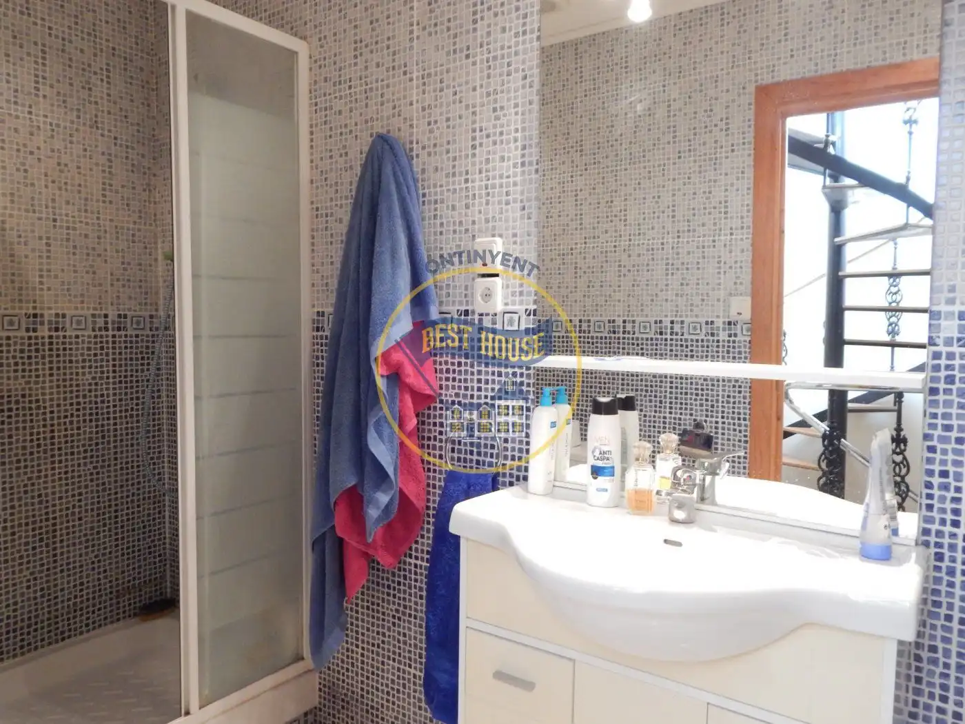 Bathroom of Houses for sale in Muro de Alcoy  with Air Conditioner, Heating and Terrace