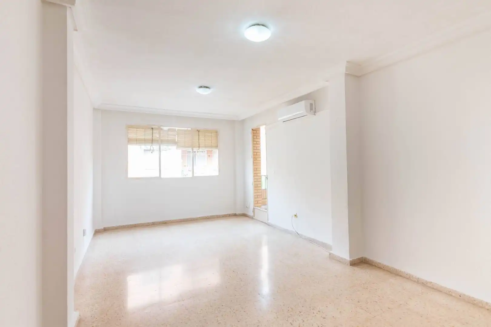 Piso en venta en Pedanías Este