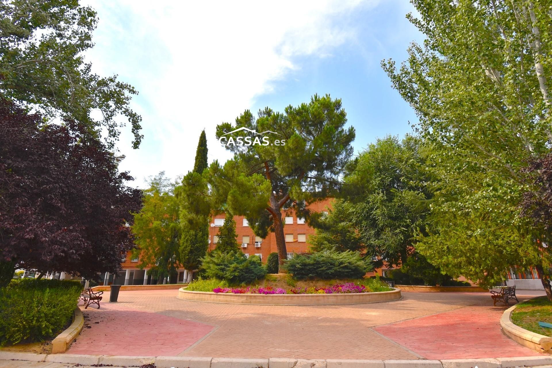 Jardín de Piso en venta en Torrejón de Ardoz con Calefacción