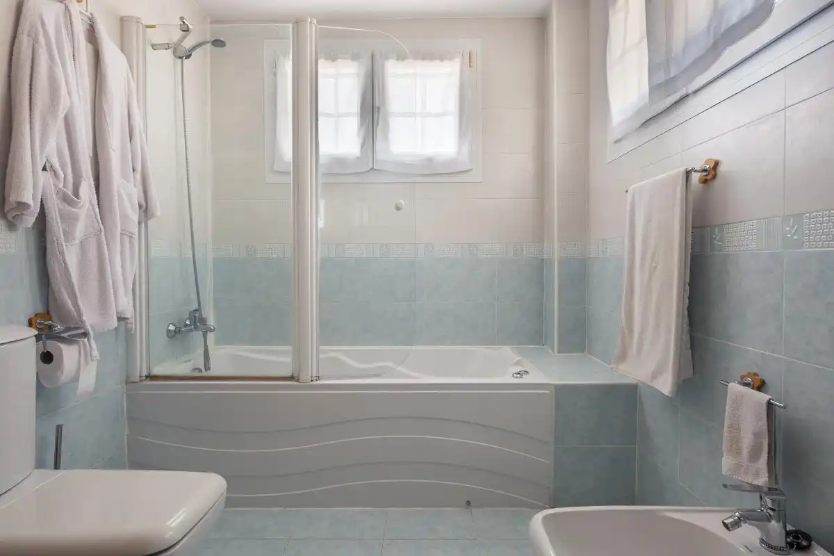 Bathroom of Houses for sale in Titulcia  with Air Conditioner, Heating and Private garden