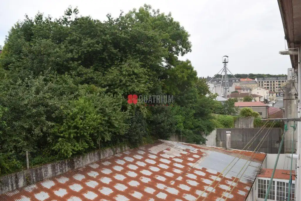 Terraza de Piso en venta en Oroso con Calefacción y Trastero
